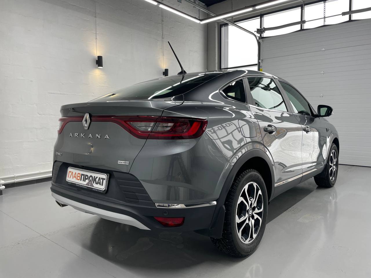 RENAULT ARKANA - фото 4