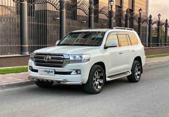 TOYOTA LC 200
